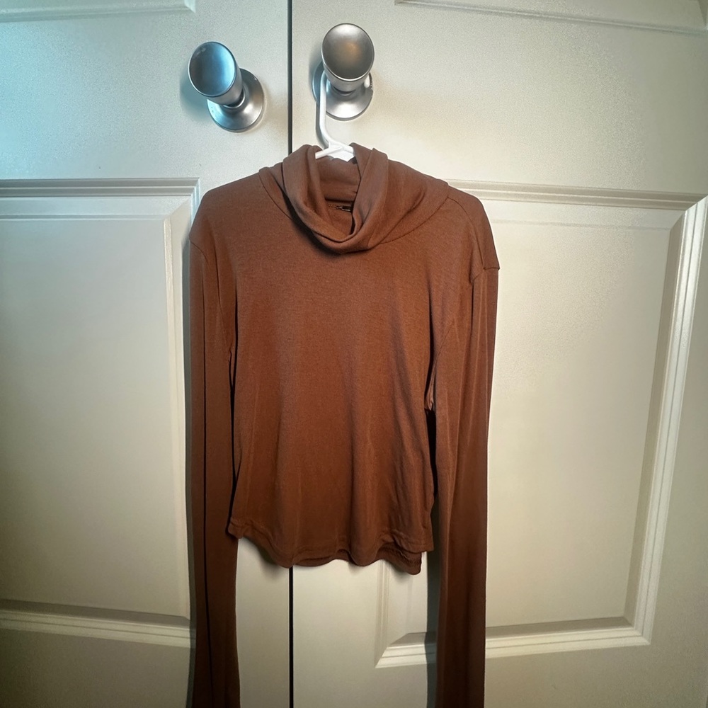 Brown Long Sleeve Turtleneck Top